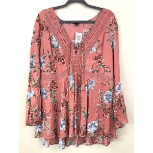 NWT TORRID Pink Floral Boho Lace V Neck 2X